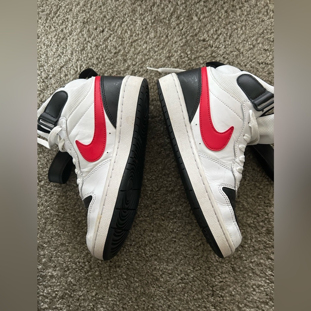 Nike Air Jordan 1 Retro High OG Black , red and white